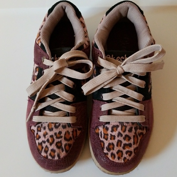 leopard print sketchers